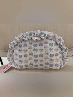 🦢 NWT Coquette Floral Ruffled Makeup Pouch - Pink, Blue, Green on White